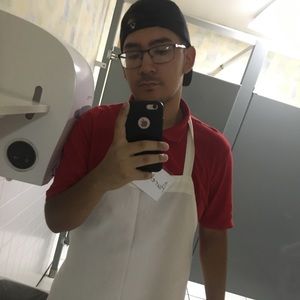 Meet your Posher, Aurelio